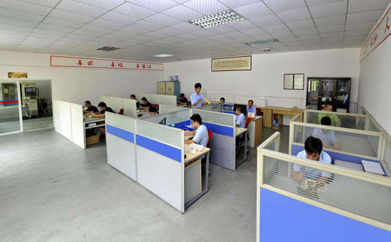 现在深圳手板厂技术越来越先进,高端手板够与产品媲美,而成型速度快刚好是手板的一大特点